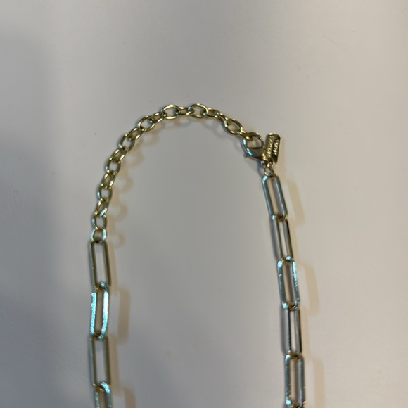 Link necklace only worn a few times. Beautiful to layer with other necklaces. - Picture 4 of 6